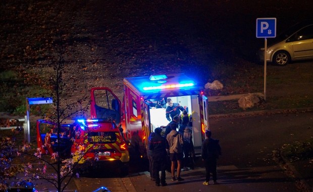 ​Autokar z piłkarzami w rowie. Mecz z Francją przełożony