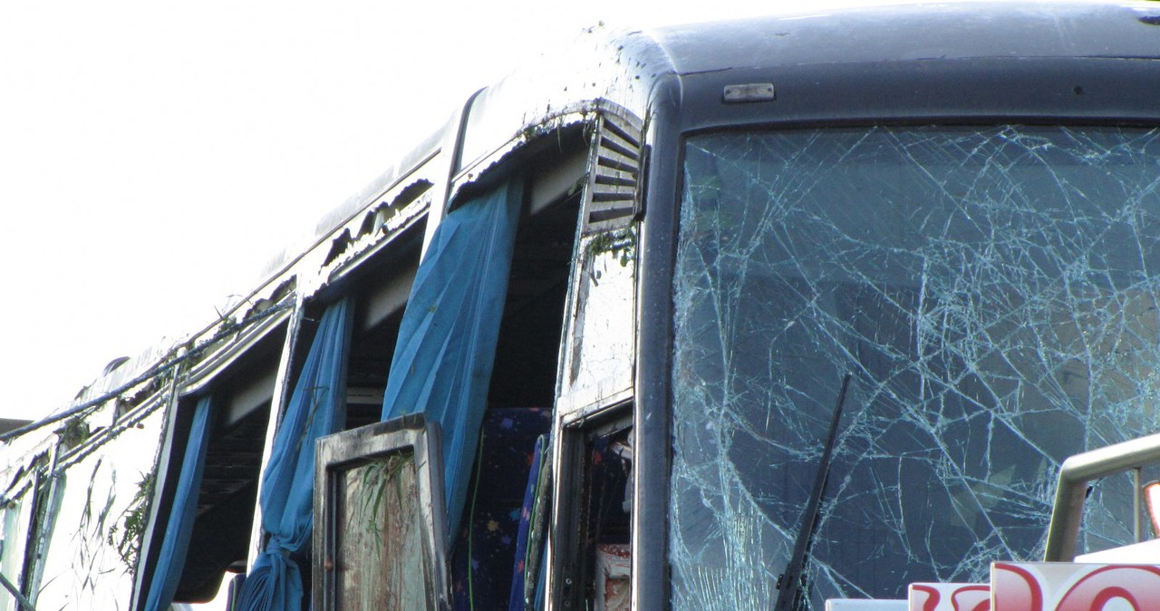 Autokar zderzył się z ciężarówką w Łowiczu