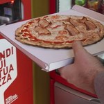 Automat do pizzy. Innowacyjny wynalazek na ulicach Rzymu
