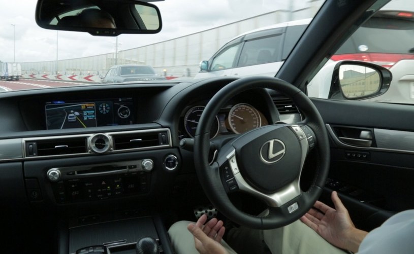 Autonomiczny Lexus GS /Informacja prasowa