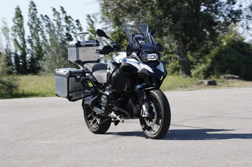 Autonomiczny motocykl BMW /Informacja prasowa