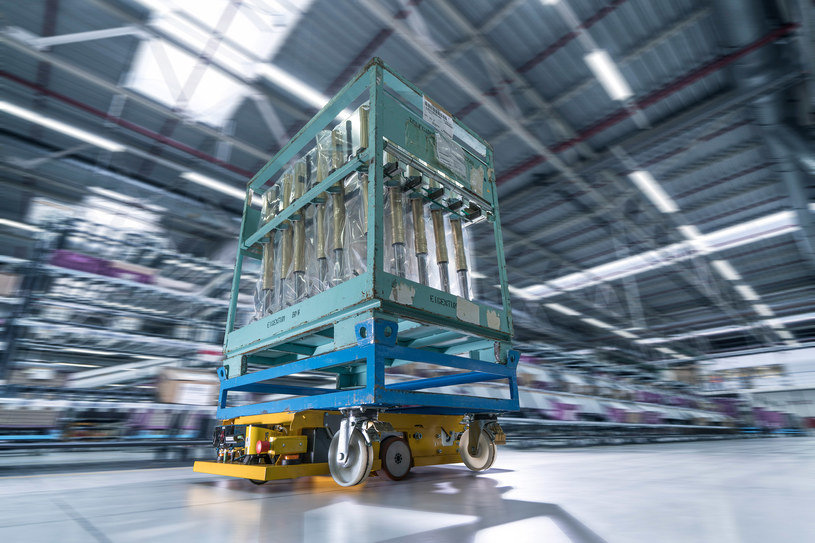 Autonomiczny  Smart Transport Robot w fabryce BMW /Informacja prasowa