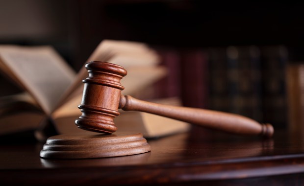 Autorka eseju "Jak zamordować męża" skazana na dożywocie. Zabiła małżonka