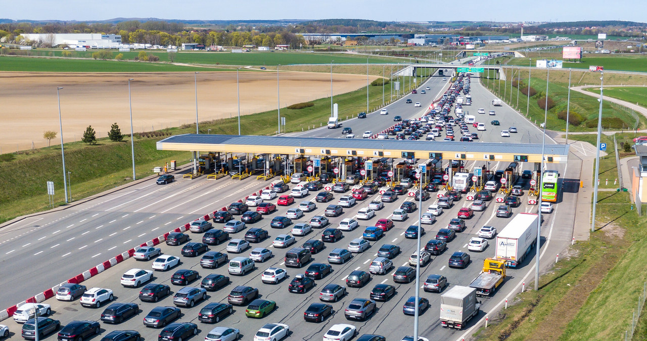 Autostrada A1 mierzy ponad 560 km /Przemek Świderski /Reporter