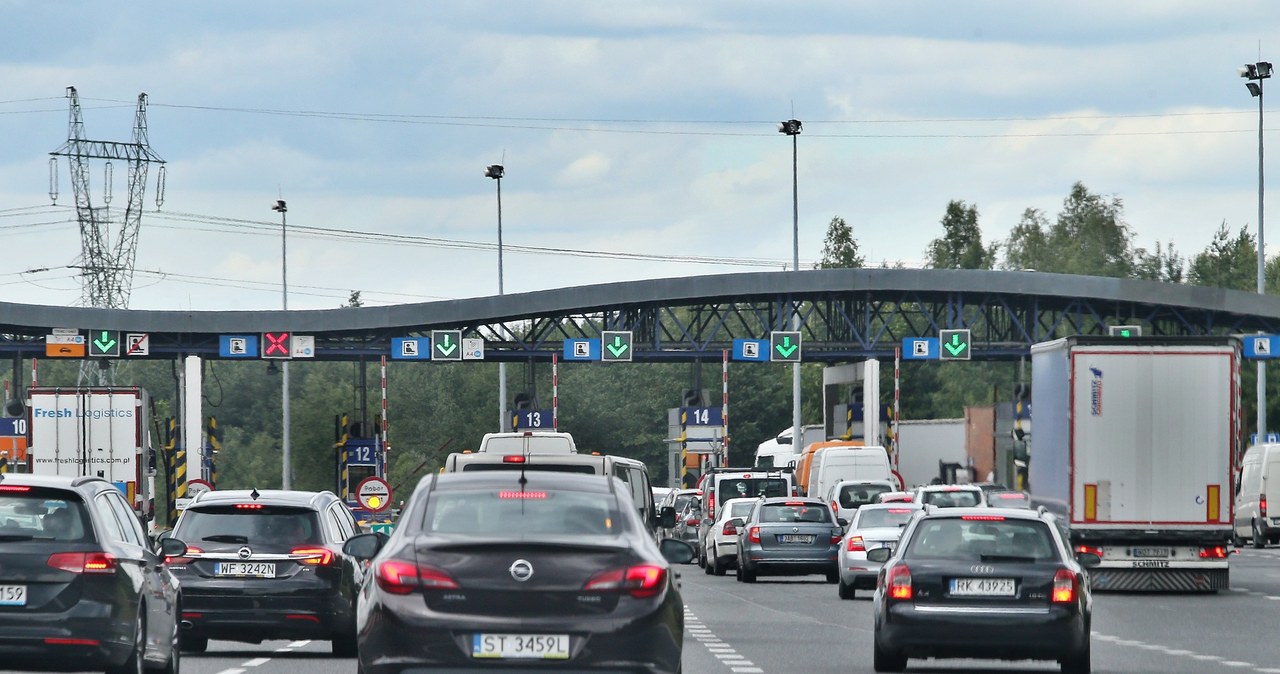 Autostrada A4 od lat jest w ciągłym remoncie /Damian Klamka /East News