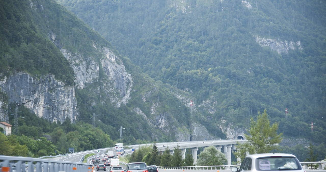 Autostrada we Włoszech /Wojciech Stróżyk /Reporter