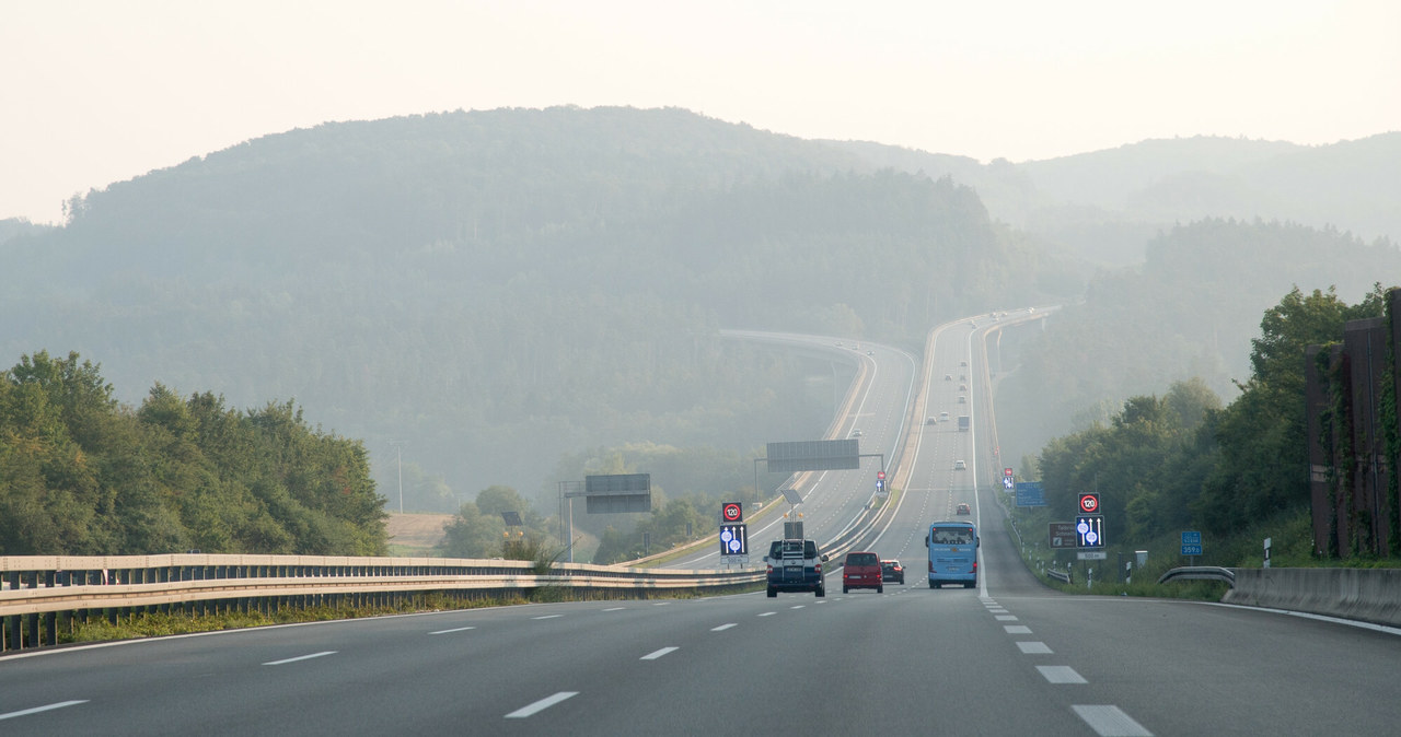 Autostrady w Niemczech są słynne na całym świecie. Czy drogi te są płatne i ile kosztują? / WOJCIECH STROZYK/REPORTER  /East News