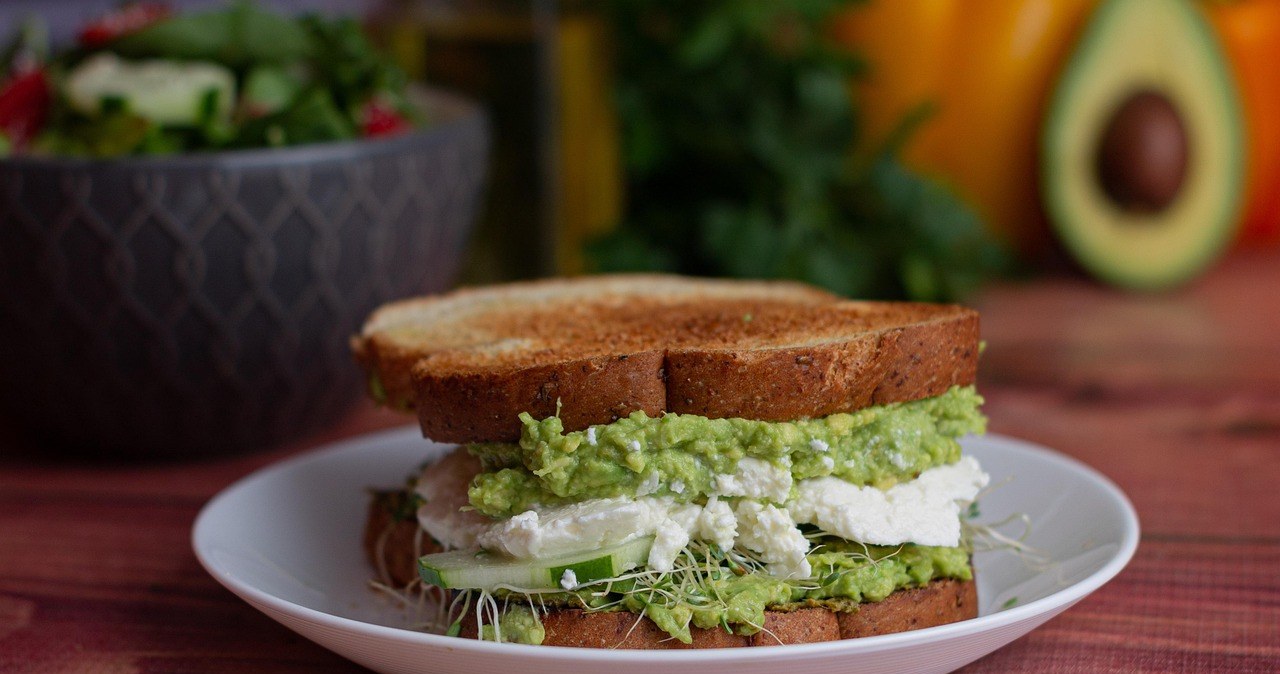 Авокадо смакує і в солодких, і в солоних стравах /pixabay.com