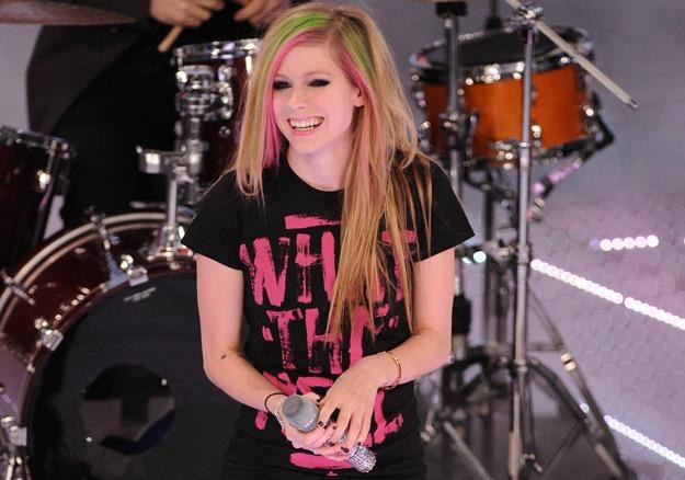 Avril Lavigne mimo 26 lat wciąż przypomina zbuntowaną nastolatkę - fot. Daniele Venturelli /Getty Images/Flash Press Media