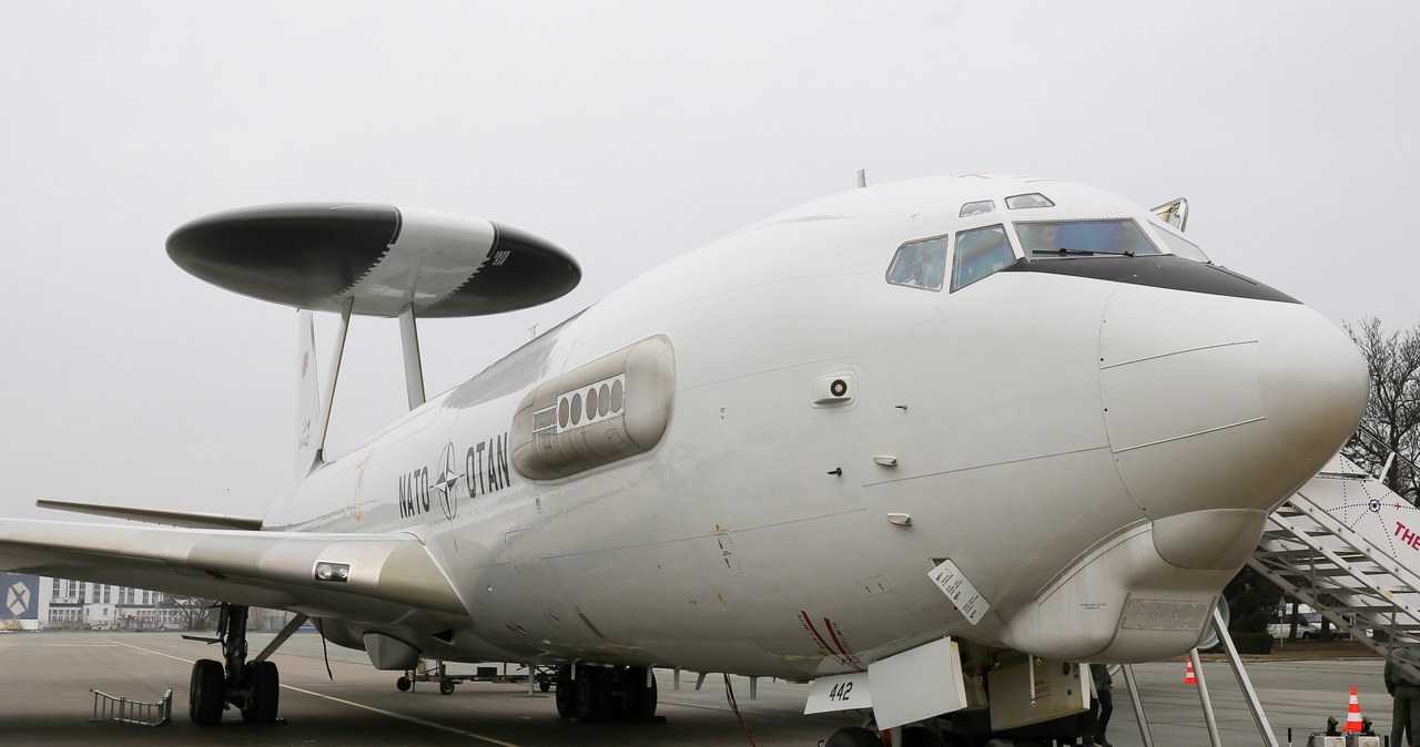 AWACS w Warszawie. Zobaczcie zdjęcia NATO-wskiej maszyny!