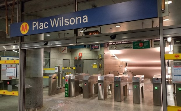 Awaria metra w Warszawie. Pociągi kursują na skróconych trasach