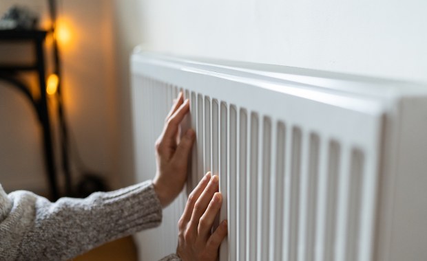 Awaria sieci ciepłowniczej w Małopolsce. Mieszkańcy bez ogrzewania i ciepłej wody