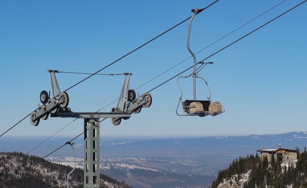 Awaria wyciągu na Kasprowym. Narciarze zwożeni w trybie awaryjnym