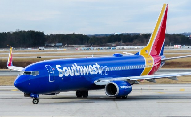 ​Awaryjne lądowanie Boeinga 737 MAX na Florydzie. Problem z silnikiem