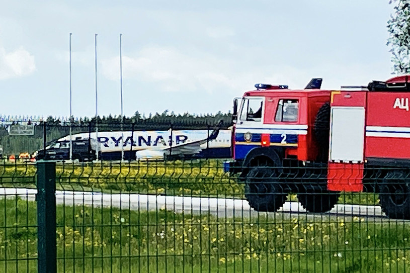 Awaryjne lądowanie Boeinga Ryanaira. Zatrzymany opozycjonista /EastNews /AFP