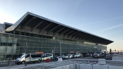 Awaryjne lądowanie bombardiera na lotnisku Chopina