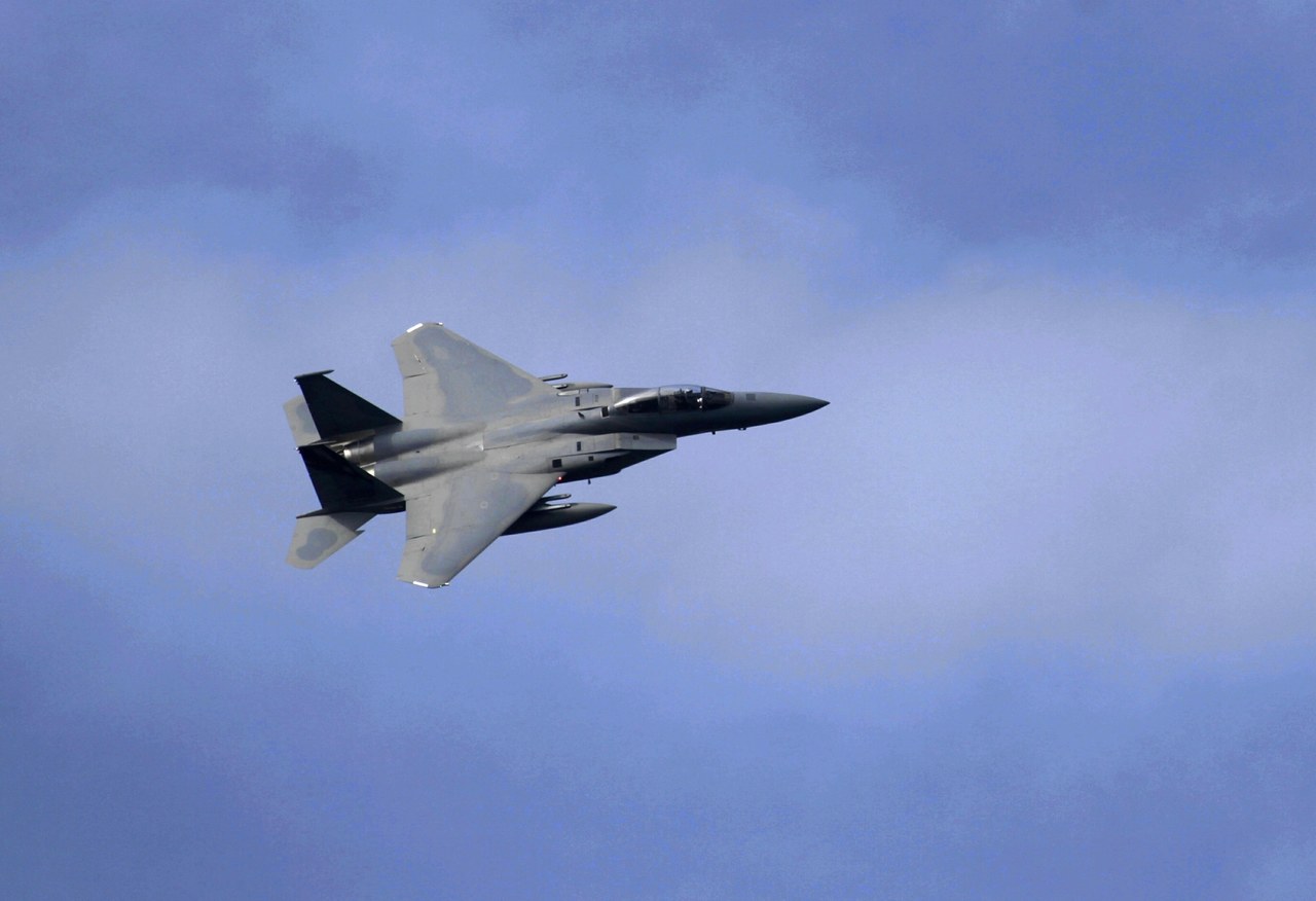 Awaryjne lądowanie F-15 w wielkopolskim Powidzu