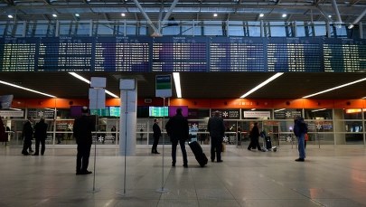 Awaryjne lądowanie na lotnisku w Warszawie. Piloci zgłosili, że nie gaśnie jedna z kontrolek