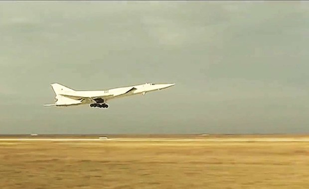 Awaryjne lądowanie rosyjskiego bombowca Tu-22