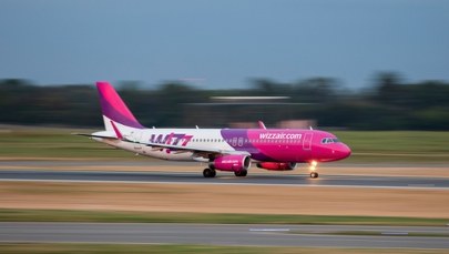 Awaryjne lądowanie samolotu Wizz Air. Syn gwiazdora disco polo wszczął awanturę
