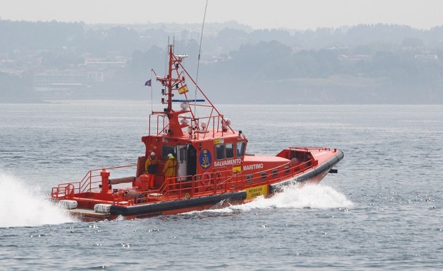 Awionetka runęła do morza. Media: Wśród ofiar były wojskowy USA