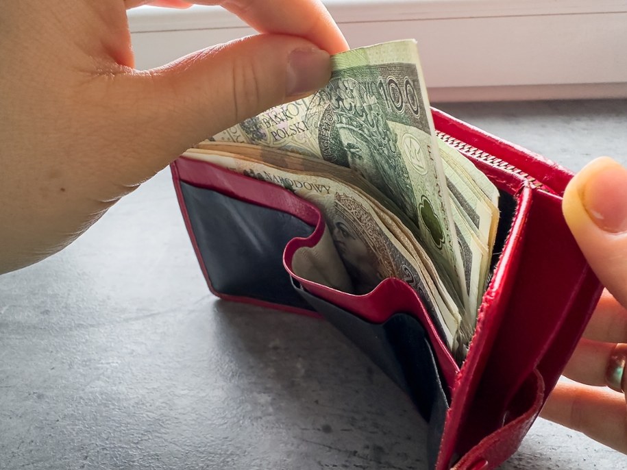 awność i równość wynagrodzeń w Polsce coraz bliżej /Shutterstock