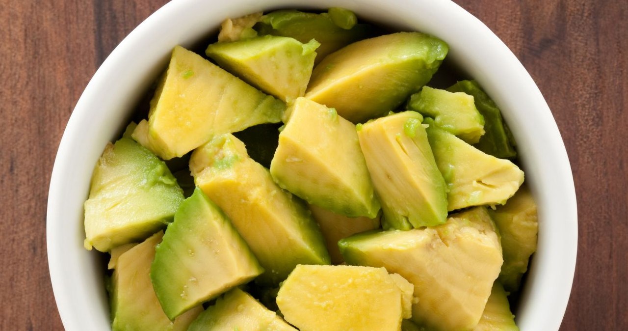 Awokado to jeden z najzdrowszych owoców na świecie /FotographiaBasica /Canva Pro