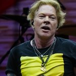 Axl Rose niespodziewanie pojawił się na scenie. Odwiedził starego znajomego