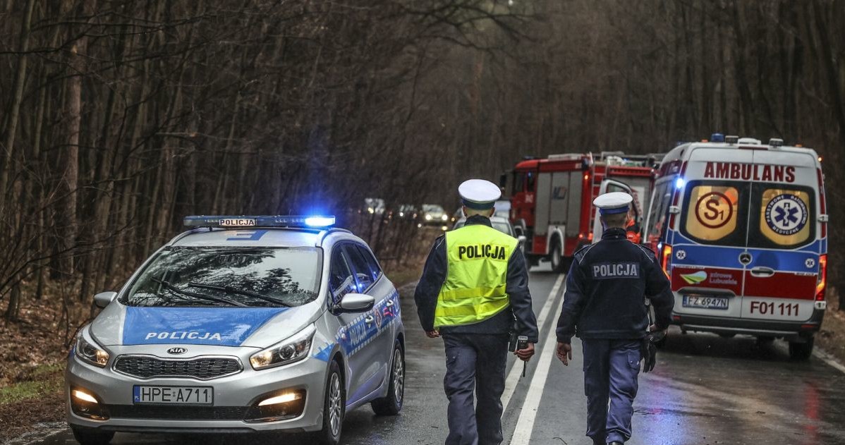 Aż 36 proc. połączeń z numerem 112 w 2021 uznanych zostało przez operatorów za "niezasadne" /PIOTR JEDZURA/REPORTER /Agencja SE/East News