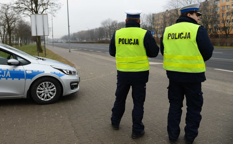 Aż 4,5 tys. policjantów w Nowy Rok będzie pilnować porządku na drogach / Adam Staśkiewicz  /East News