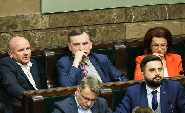 Azyl polityczny dla Ziobry kością niezgody w PiS. "Sprawa obciążająca"