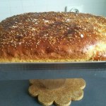 Babcia dodaje twaróg do ciasta drożdżowego. Na długo zachowuje świeżość