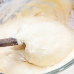 Babcia powiedziała mi o tej metodzie. Dzięki niej moje ciasto zawsze jest puszyste