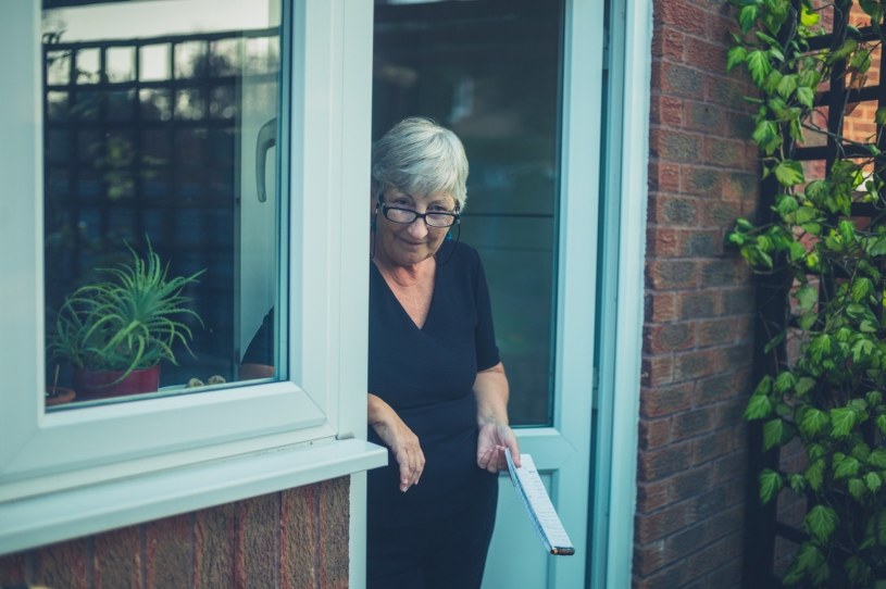 Babcia wkładała je pod wycieraczkę. Po latach zdradziła powód