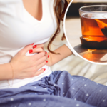 Babciny sposób na ból brzucha. Czy czarna herbata rzeczywiście pomaga?