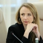 "Babciowe" do zmiany? Ministerstwo wskazuje kluczowy termin