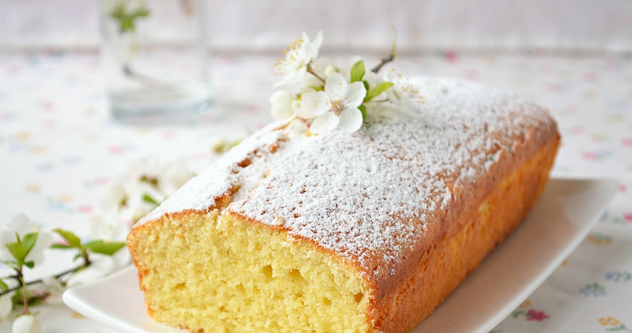 Babka twarogowa może konkurować z sernikiem. /123RF/Picsel, 123RF/Picsel /Pixel