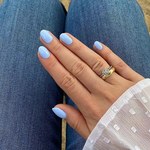 Baby blue nails, czyli hit tego lata. Idealne paznokcie na wakacje