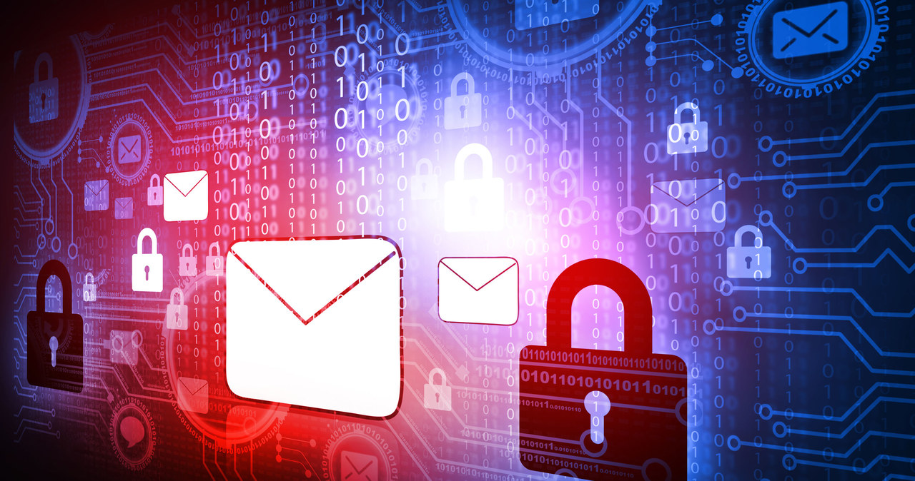 Badacze z uniwersytety Cornell odkryli kolejne zagrożenie dla bezpieczeństwa w sieci /123RF/PICSEL