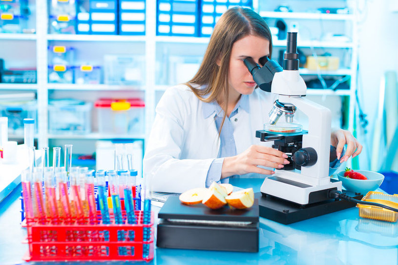Badania laboratoryjne /&copy;123RF/PICSEL