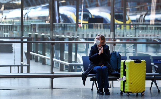 Badanie na największych dworcach w Wlk. Brytanii. Nie znaleziono koronawirusa