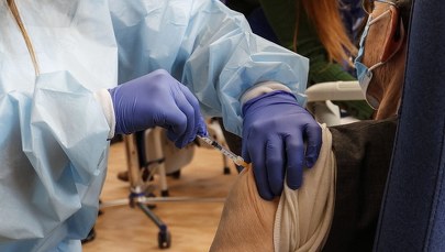 Badanie: Szczepionka BioNTech/Pfizer skuteczna przeciwko mutacjom Sars-CoV-2