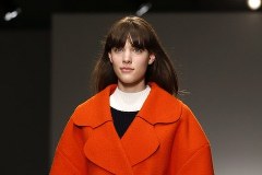 Bądź modna - pożycz od męża za duży płaszcz!