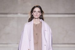 Bądź modna - pożycz od męża za duży płaszcz!