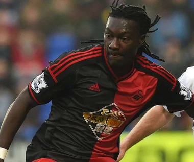 Bafetimbi Gomis stracił przytomność podczas meczu Tottenham - Swansea City 