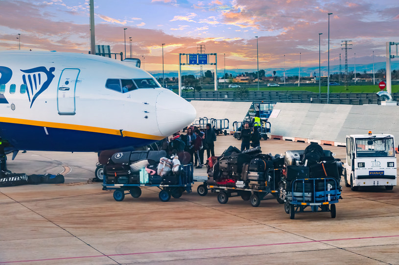 Bagaż podręczny Ryanair 2023. Waga, wymiary i cena /materiały prasowe
