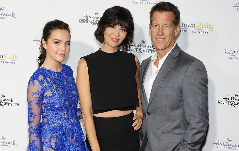 Bailee Madison, Catherine Bell oraz James Denton /Angela Weiss /Getty Images