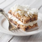 Bakalie, śmietanowy krem i czekolada. Ciasto Przystojniak na specjalne okazje