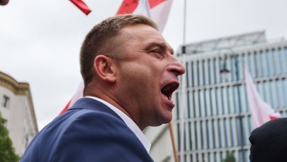 Bąkiewicz wezwany do prokuratury. Deklaruje, że się stawi