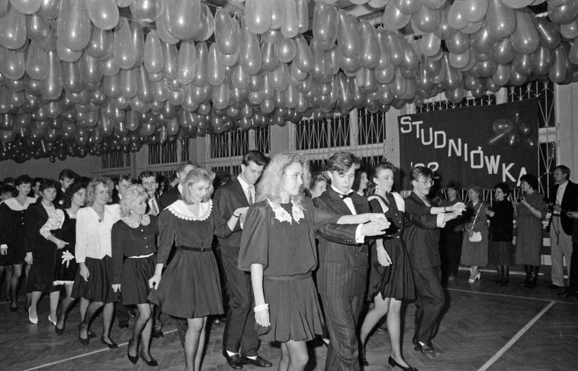 Bal studniówkowy, Szczecin, 1992 r. /Andrzej Marzec /East News